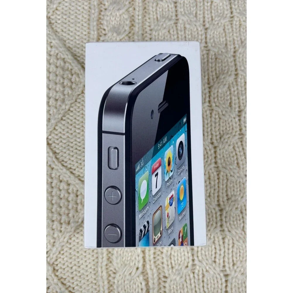 Apple iPhone 4 White Model A1349 Cable Papers WORKS Cracked Screen 2010
